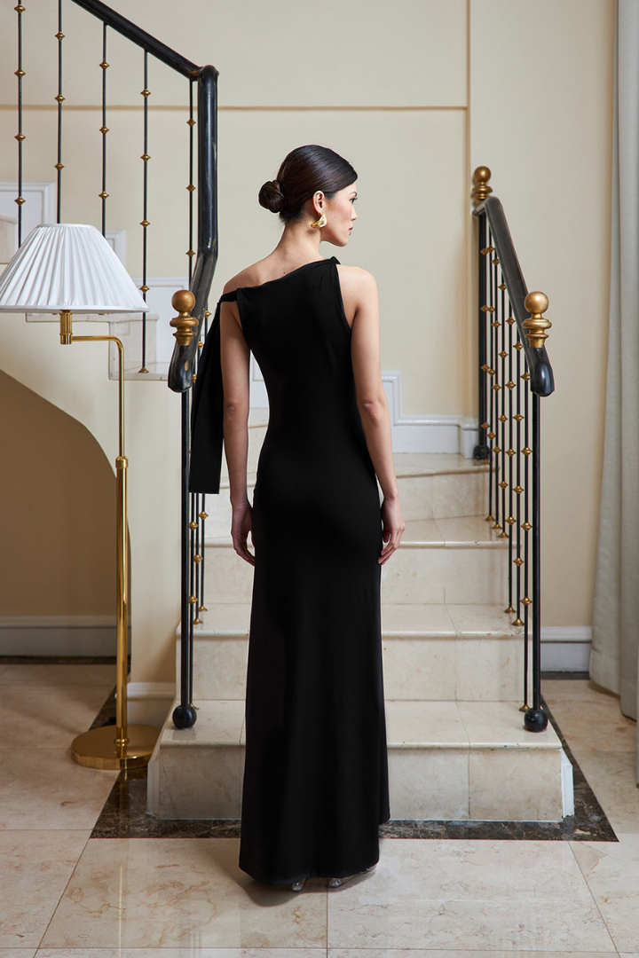 VALERIE SLEEVELESS MAXI DRESS - BLACK