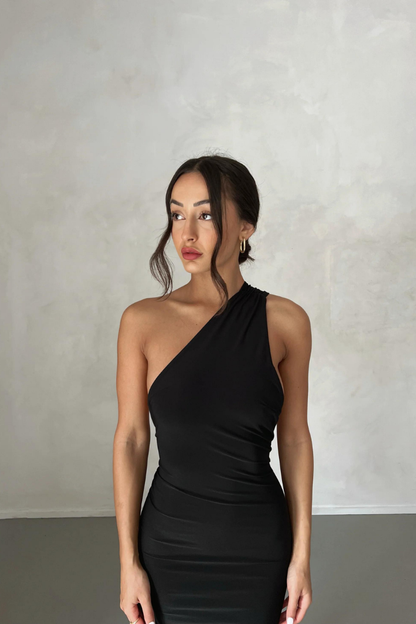 ESMERALDA OBLIQUE SHOULDER MAXI DRESS - ROSE - Red - M